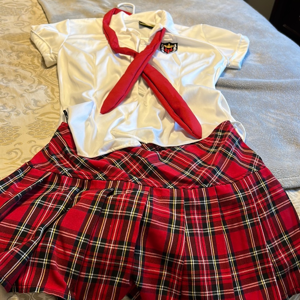 School girl Halloween costume
